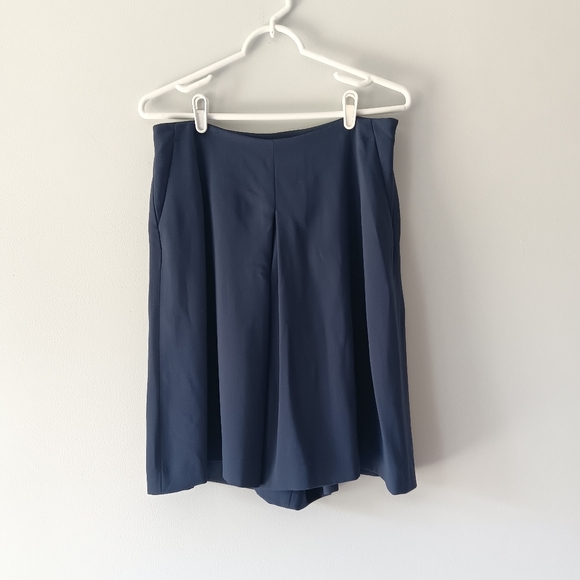 Lauren Ralph Lauren Dressy Tailored Trouser Shorts Wide-Leg Navy Blue Size 6